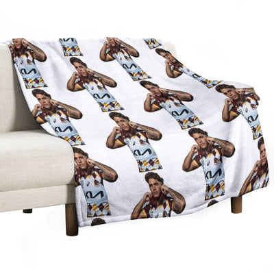 Reece Walsh Broncos Hot Photo Jersey Lightweight Throw Blanket