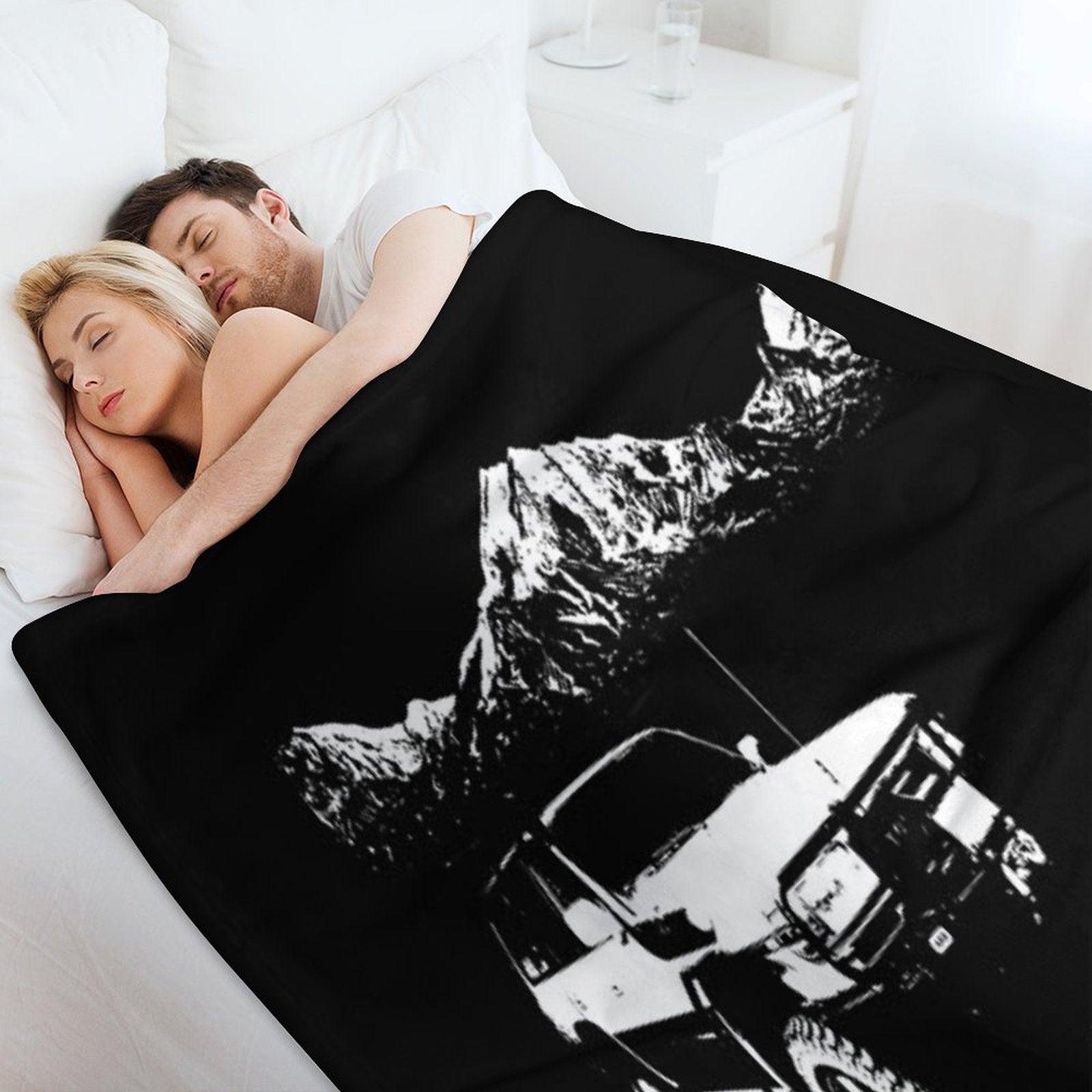 80 Series Landcruiser Throw Blanket