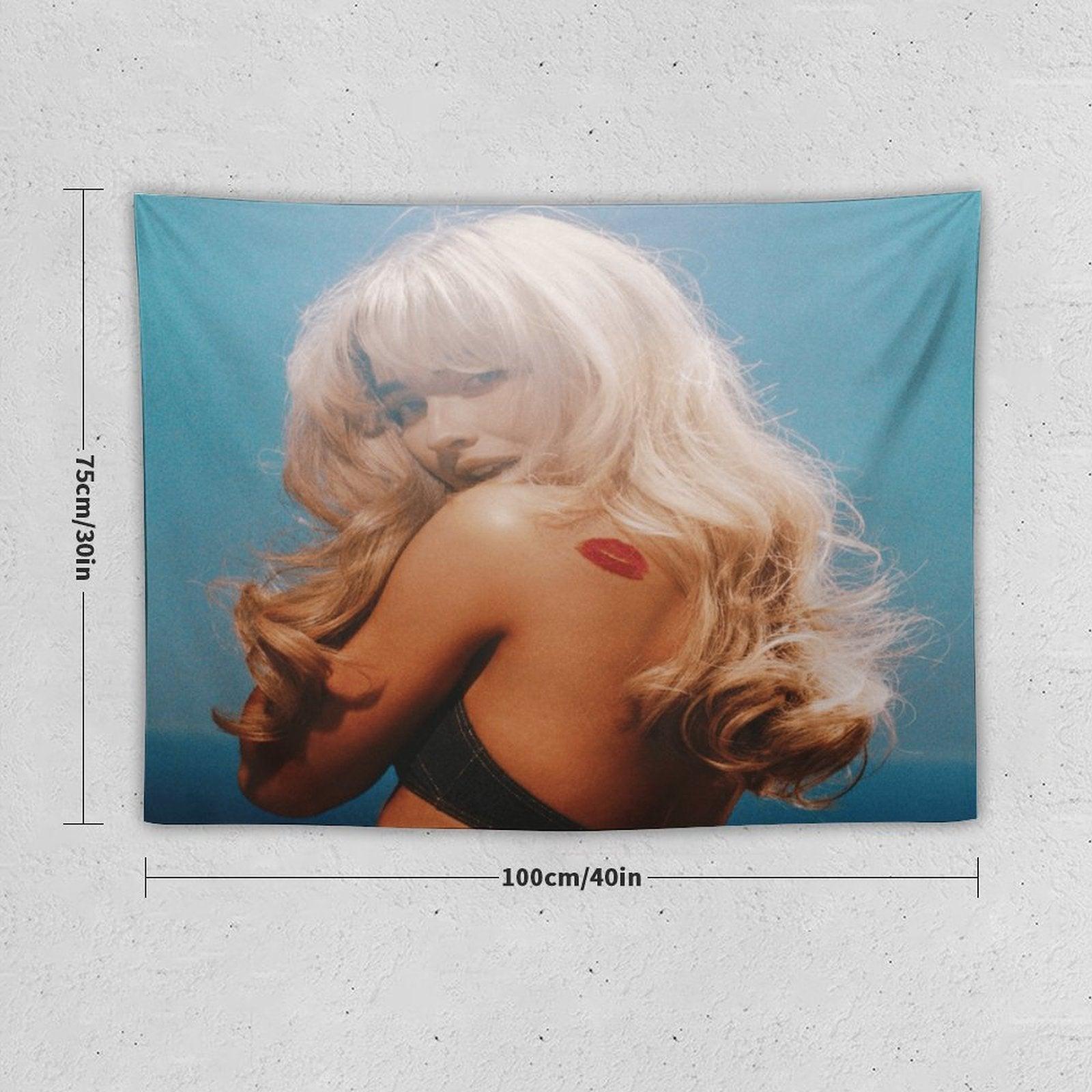 Short N’ Sweet (Deluxe) Tapestry