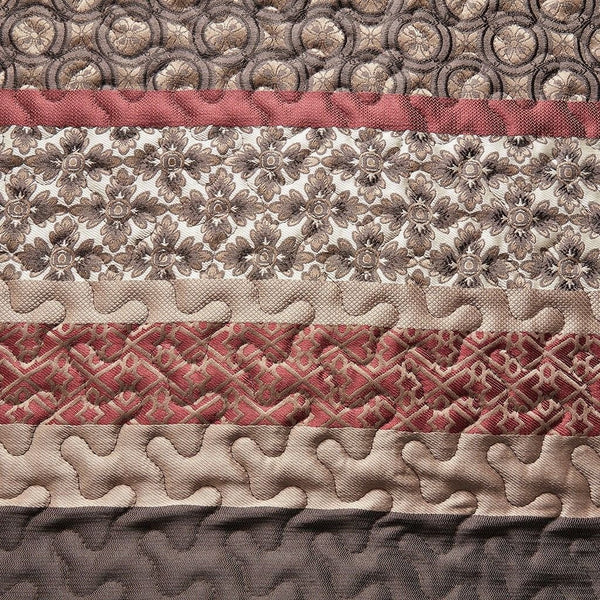 5 Piece Reversible Jacquard Bedspread Set Red King