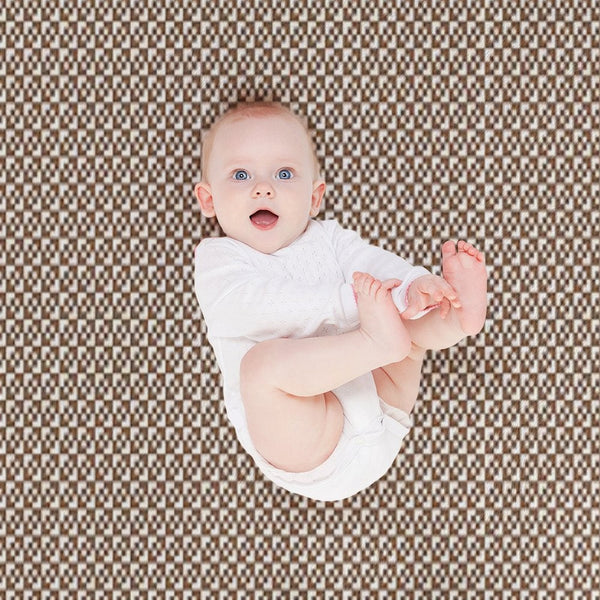 Tiled Pattern - Brown All-season Throw Blanket