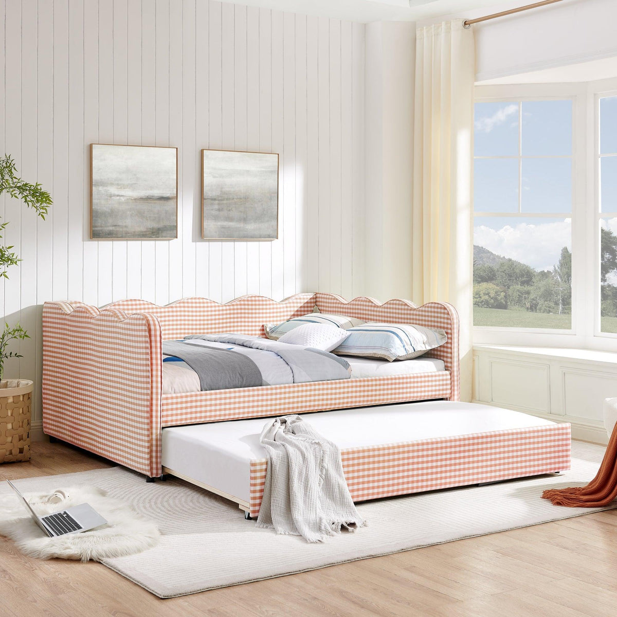 Full Size Cozy Gingham Daybed with Twin Size Trundle