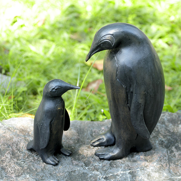 Poppa Penguin and Child Sculpture