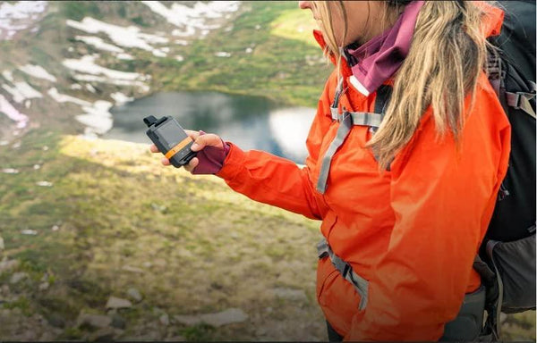 Spot Satellite GPS Messenger with SOS - Works in Areas Without Cell Phone Coverage - Gifts for You 'n Me