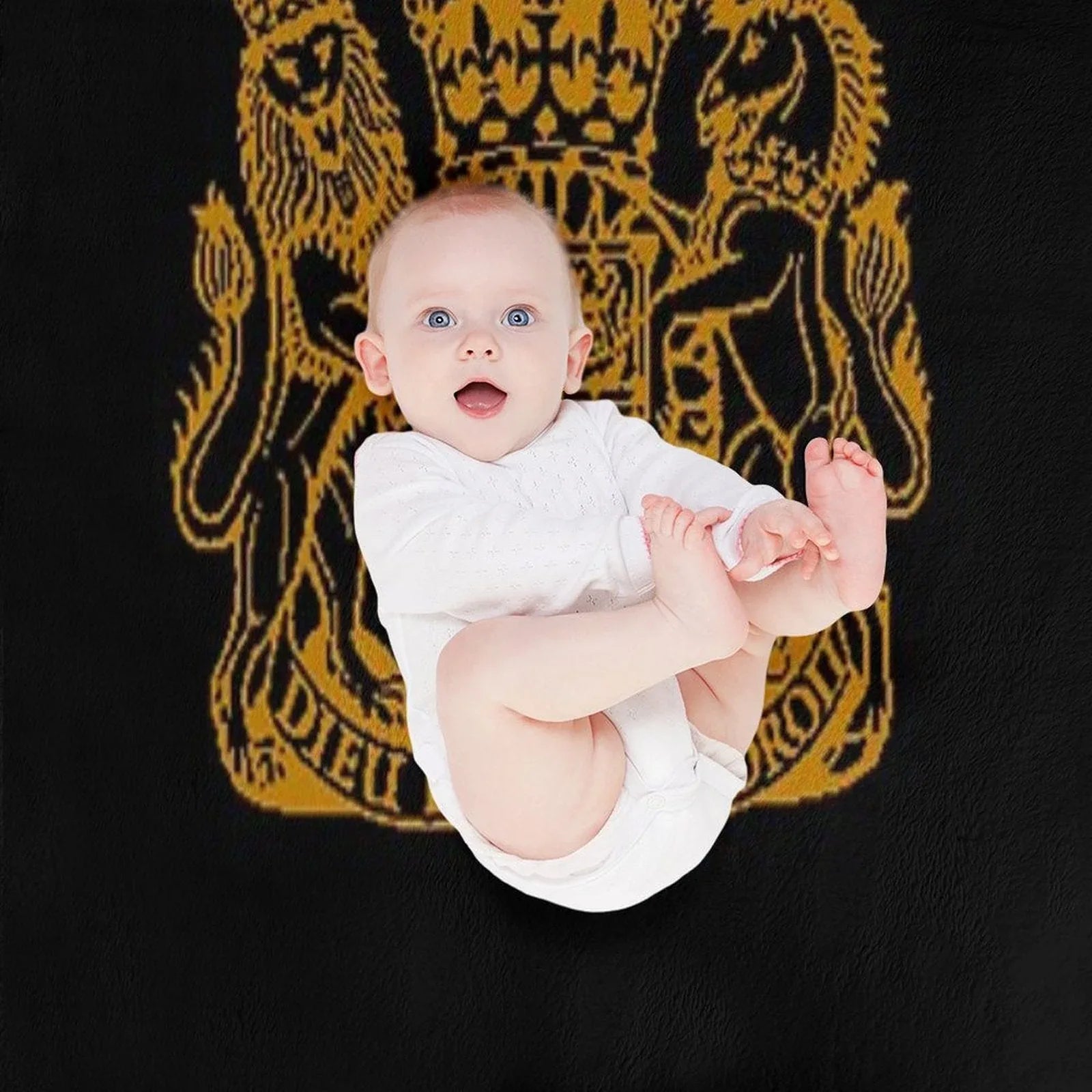 Elizabeth II Royal Coat of Arms Emblem Throw Blanket