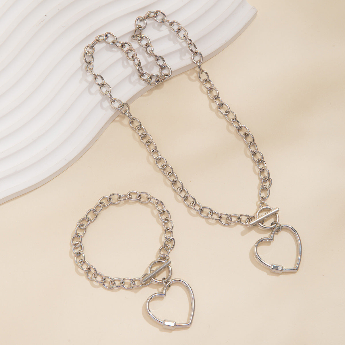 Cold and minimalist necklaces, versatile star shaped necklaces, sweet and cool French style heart-shaped necklace set, accessories