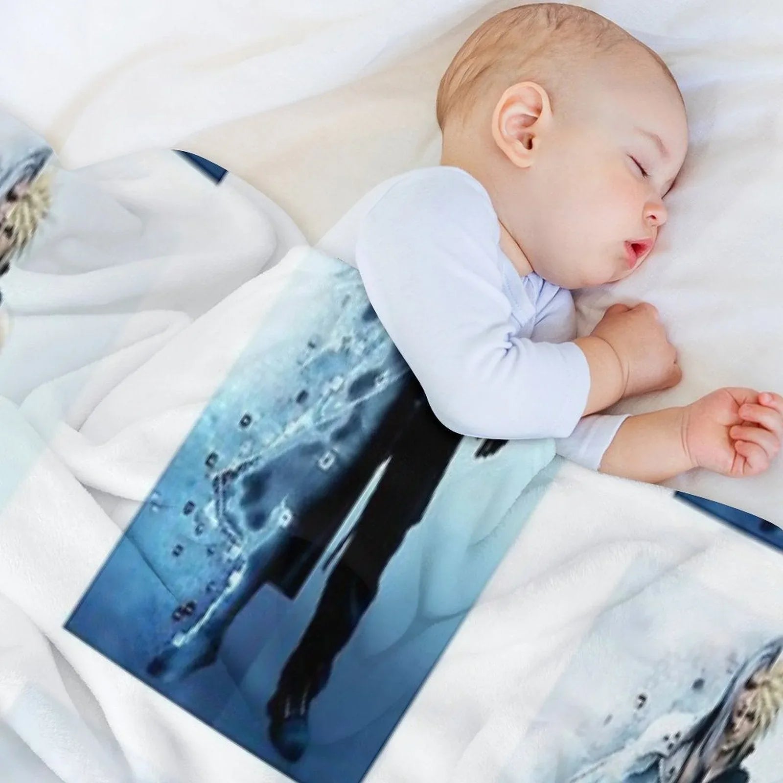 Final Fantasy VII - Sephiroth And Cloud Throw Blanket