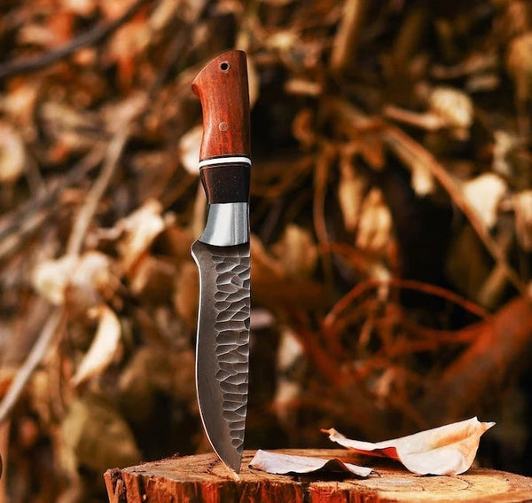 Best Knives for Hunting – 10