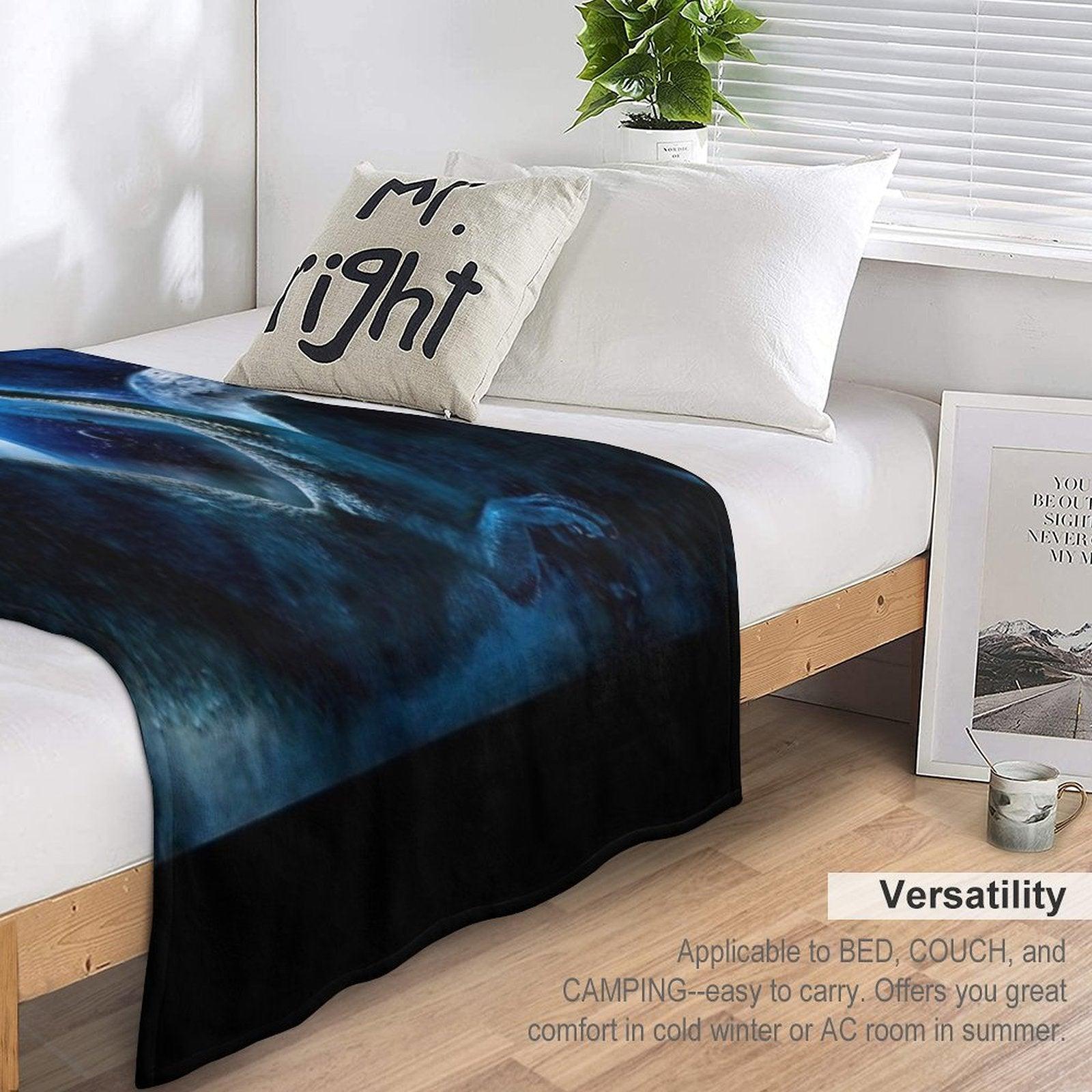 Saphira Throw Blanket