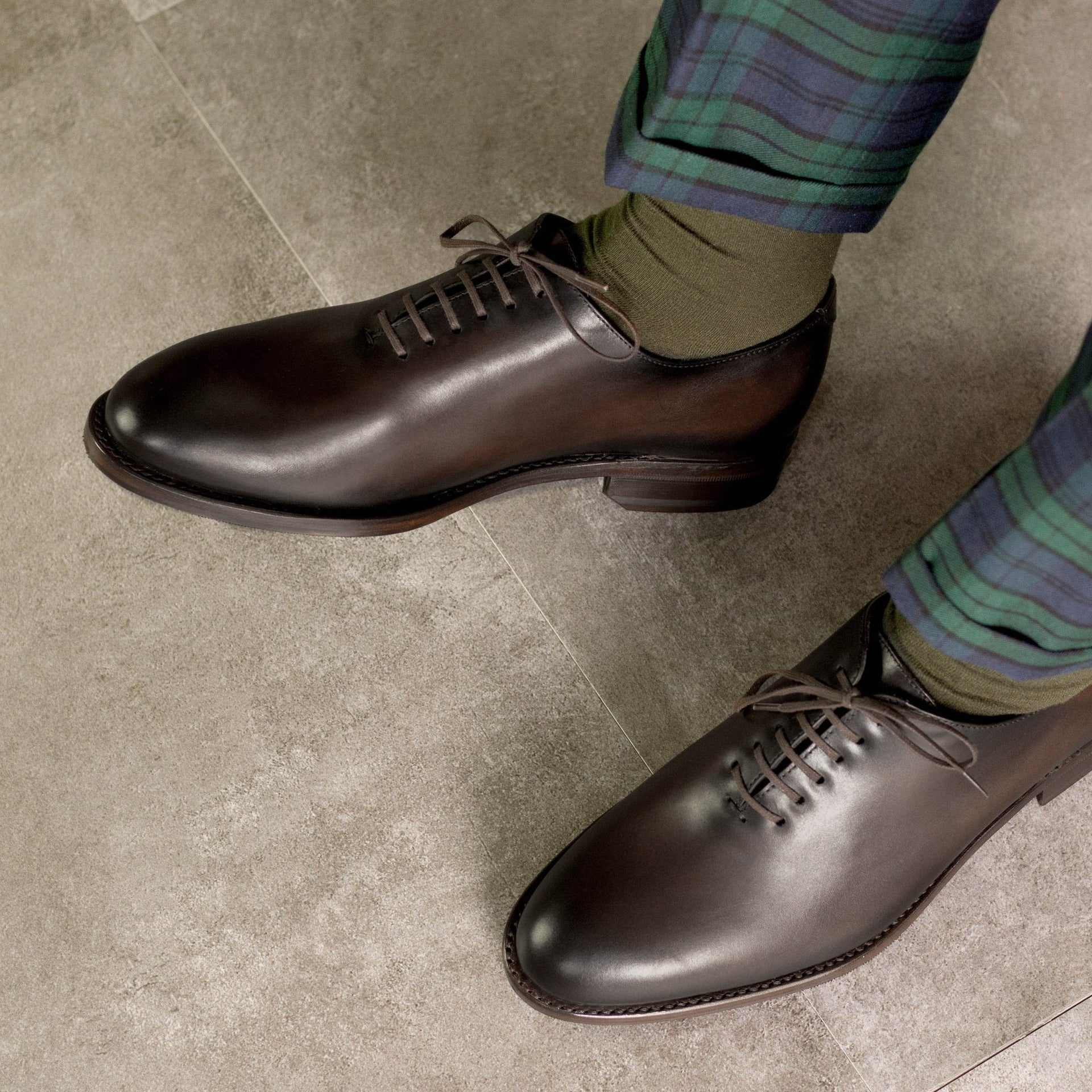 Raggio2 - Classic brown oxford wholecut dress shoes for men