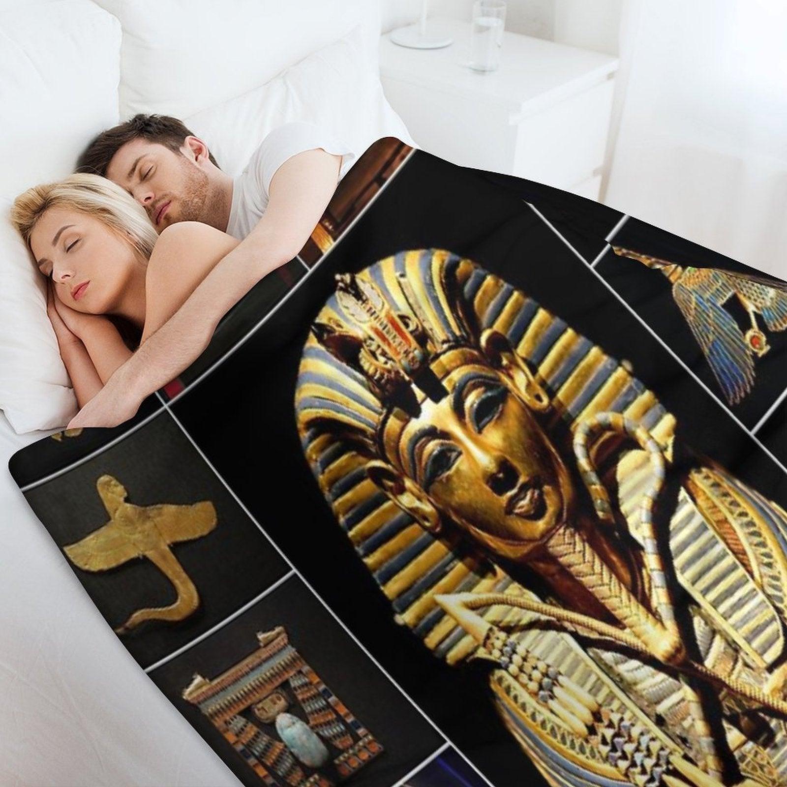 King Tutankhamun Artifacts Throw Blanket
