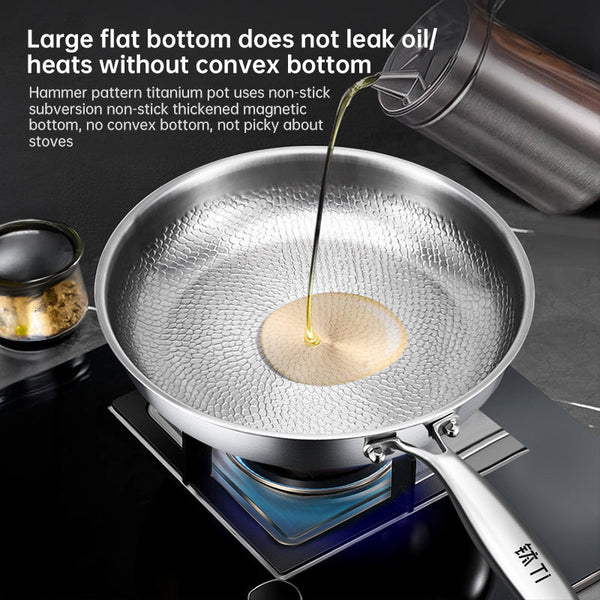 German uncoated pure titanium frying pan with fish - scale hammer pattern. Non - stick, ideal for household steak frying, a piec