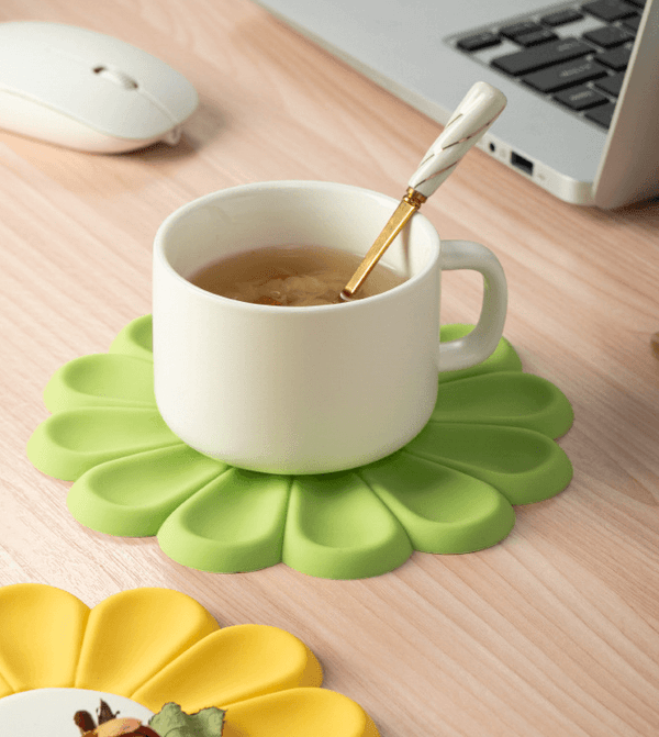 Creative Daisy Flower Household Oil and Heat Resistant Small Fresh Japanese and Korean Bowl and Plate Mats