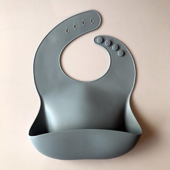 Newborns Solid silicone Baby Feeding Burp Cloth Bandana Bibs Fashionable Infant Toddler Drooling Babador Scarf Aprons Baby Stuff