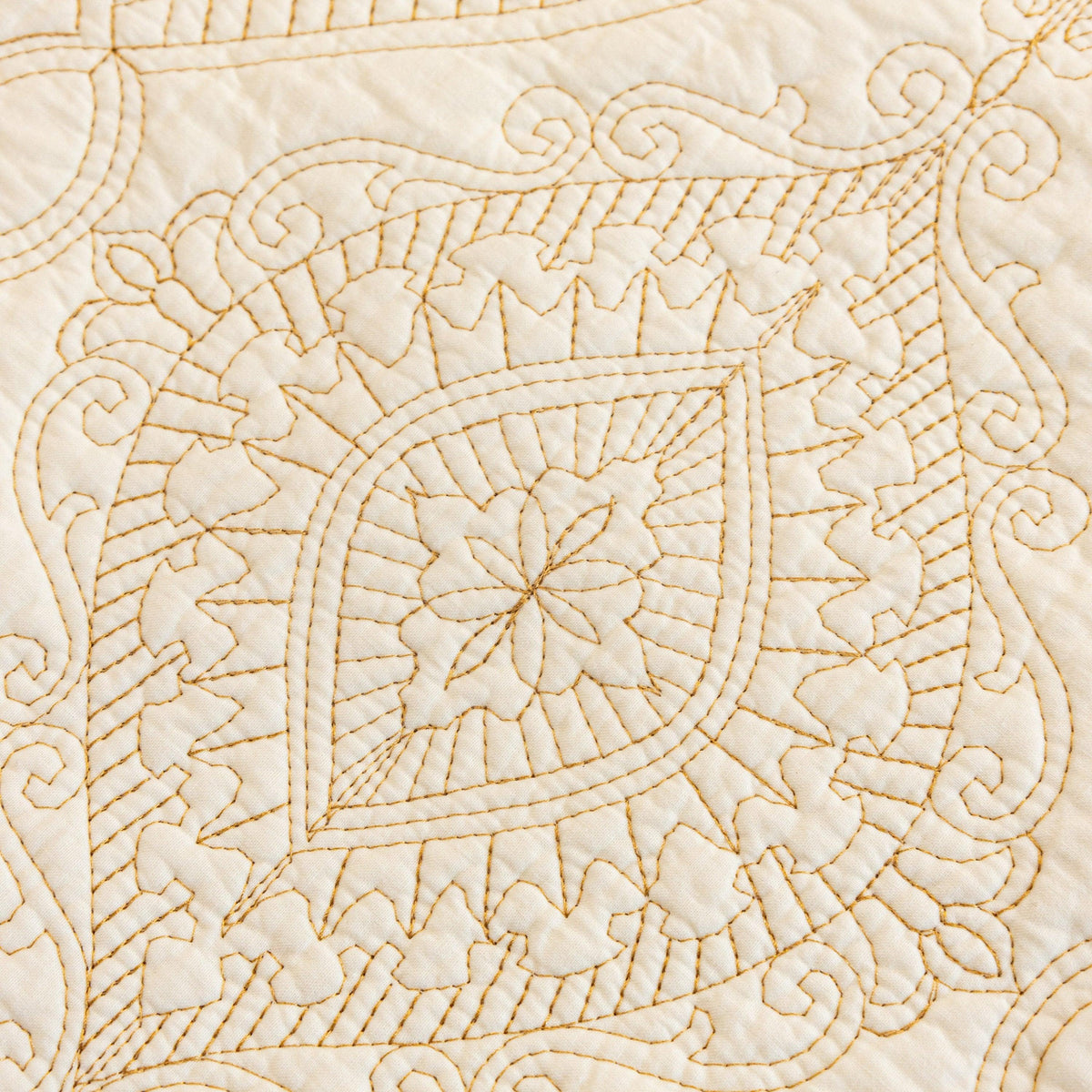 Baroque Sofa Cover – Quilted Cotton, Non-Slip, Washable with Ornate Embroidery