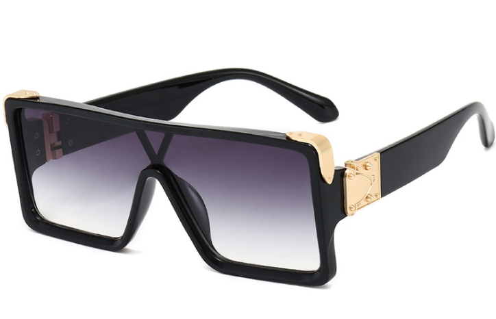 New Design New Stylish New Classic New Black & White Square Shape Sunglasses For Women New Fashionable Branded & Oversized Sun Glasses For Men New Luxury Shades Sunglasses For Men & Women