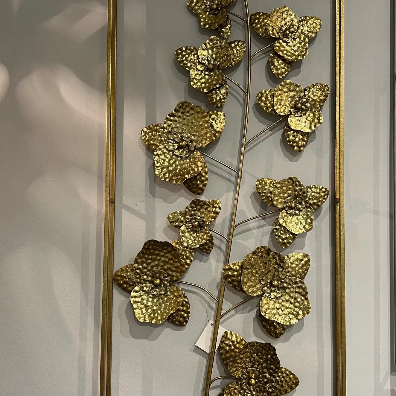 METAL FLOWER WALL DECOR