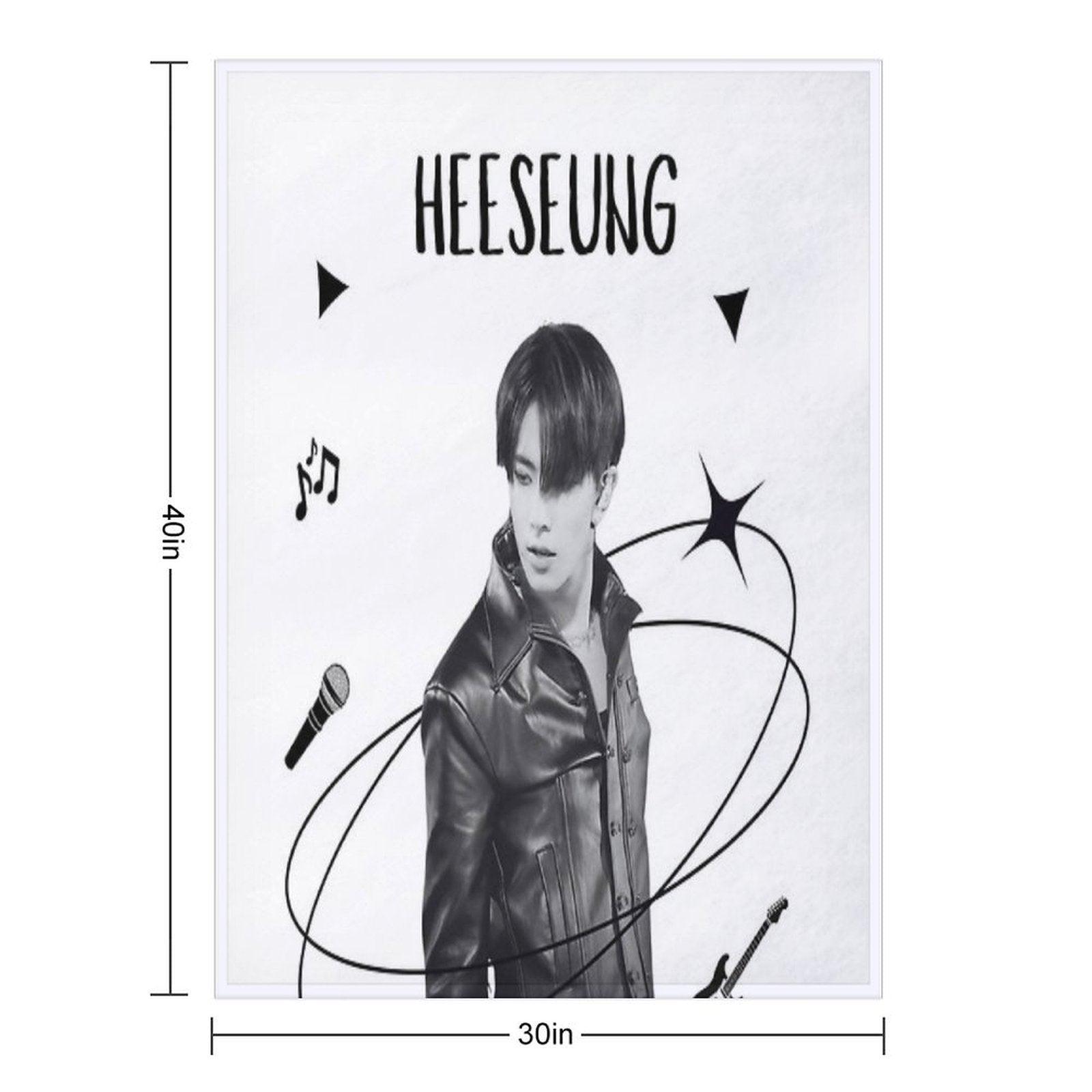 Enhypen Heeseung (Lee Heeseung) Throw Blanket