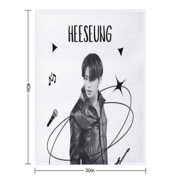 Enhypen Heeseung (Lee Heeseung) Throw Blanket
