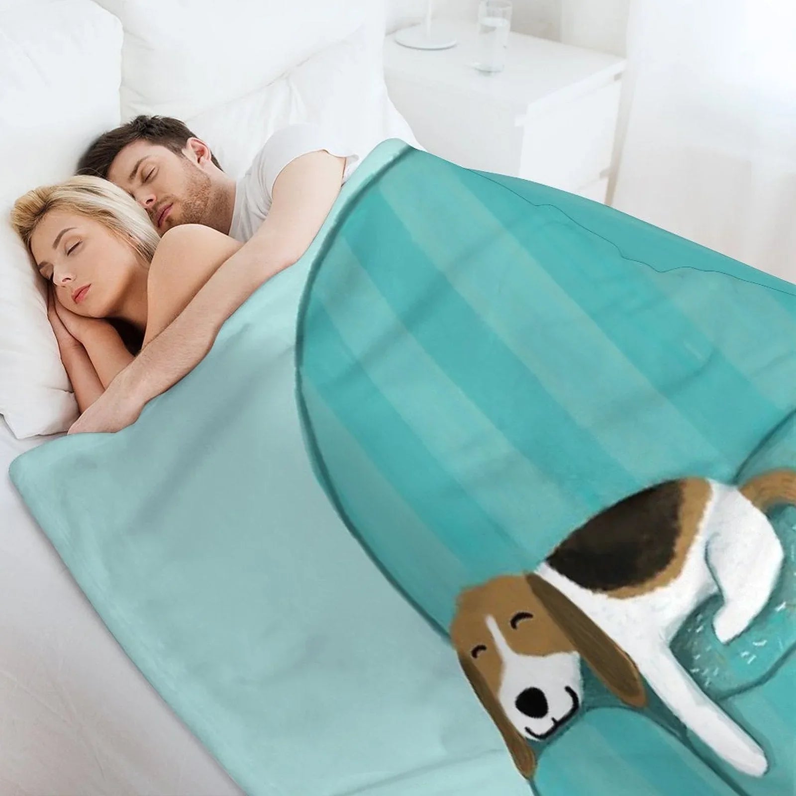 Happy Couch Dog  Cute Beagle Throw Blanket