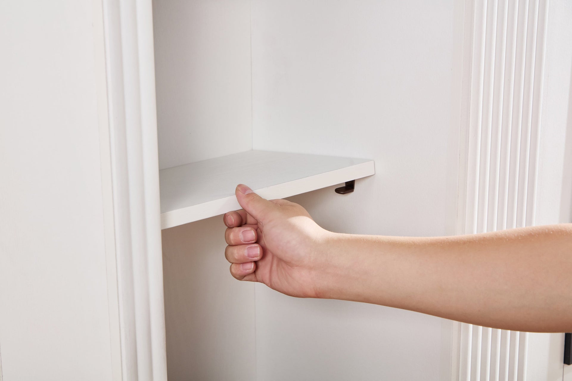 Farmhouse Style Fireplace TV Stand for 70-inch TV BLAKHOM