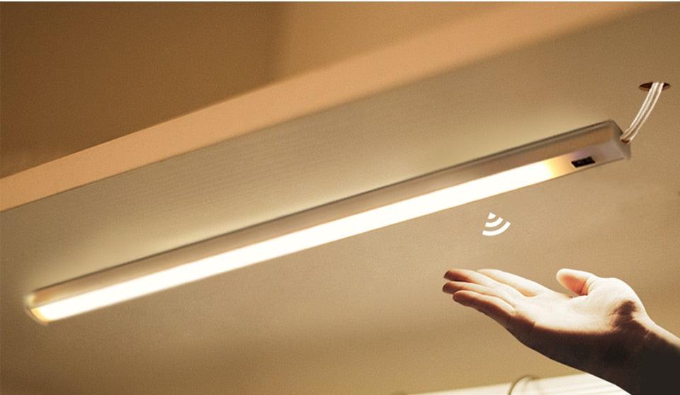 5V USB LED Strip Desk Lamp Hand Sweep Switch Motion Sensor Lamp Table Lamp Children Study Room LED Under Cabinet Kitchen Lights Decorative Table Lamp Cute Study Lamps for Bedroom Décor