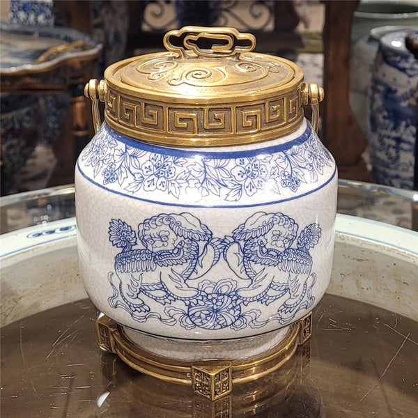 PORCELAIN IN BRONZE ORMOLU CHINESE FOO DOGS LIONS LIDDED BOX JAR BLUE & WHITE