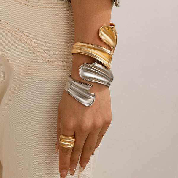 Punk style exaggerated irregular folds personalized winding fish tail bracelet Bracelet