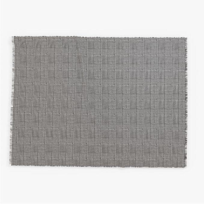 Outer Bug Shield Outdoor Throw Blanket w/Insect Shield Repellent Gear Technology- Lightweight Insect-Repellent Outdoor Blanket, Camping, Picnic & Beach Blanket, Houndstooth, 50”W x 60”
