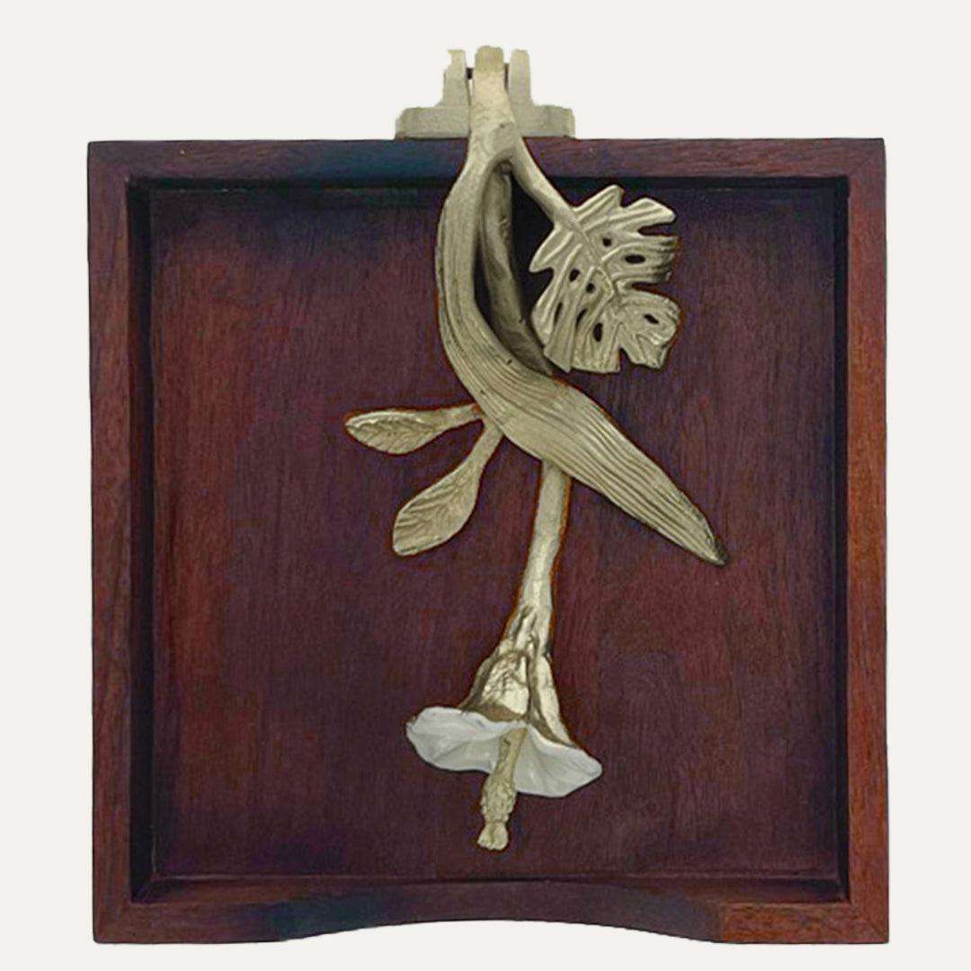Wooden Napkin Holder – Gold Finish Ornament