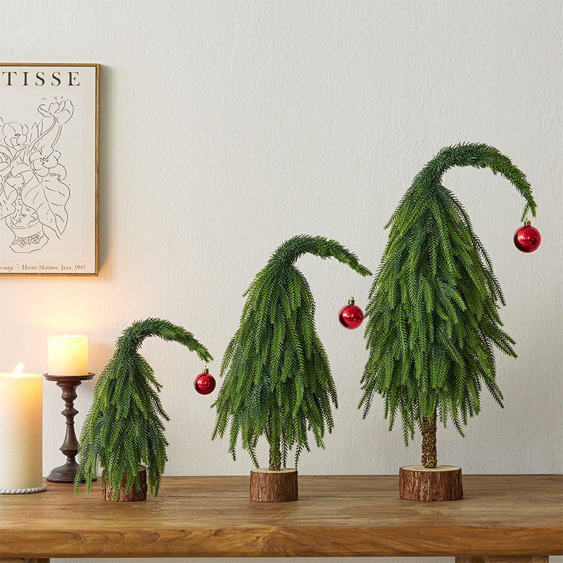 Crooked Neck Christmas Leaves Nobelson Home Small Desktop Ornament