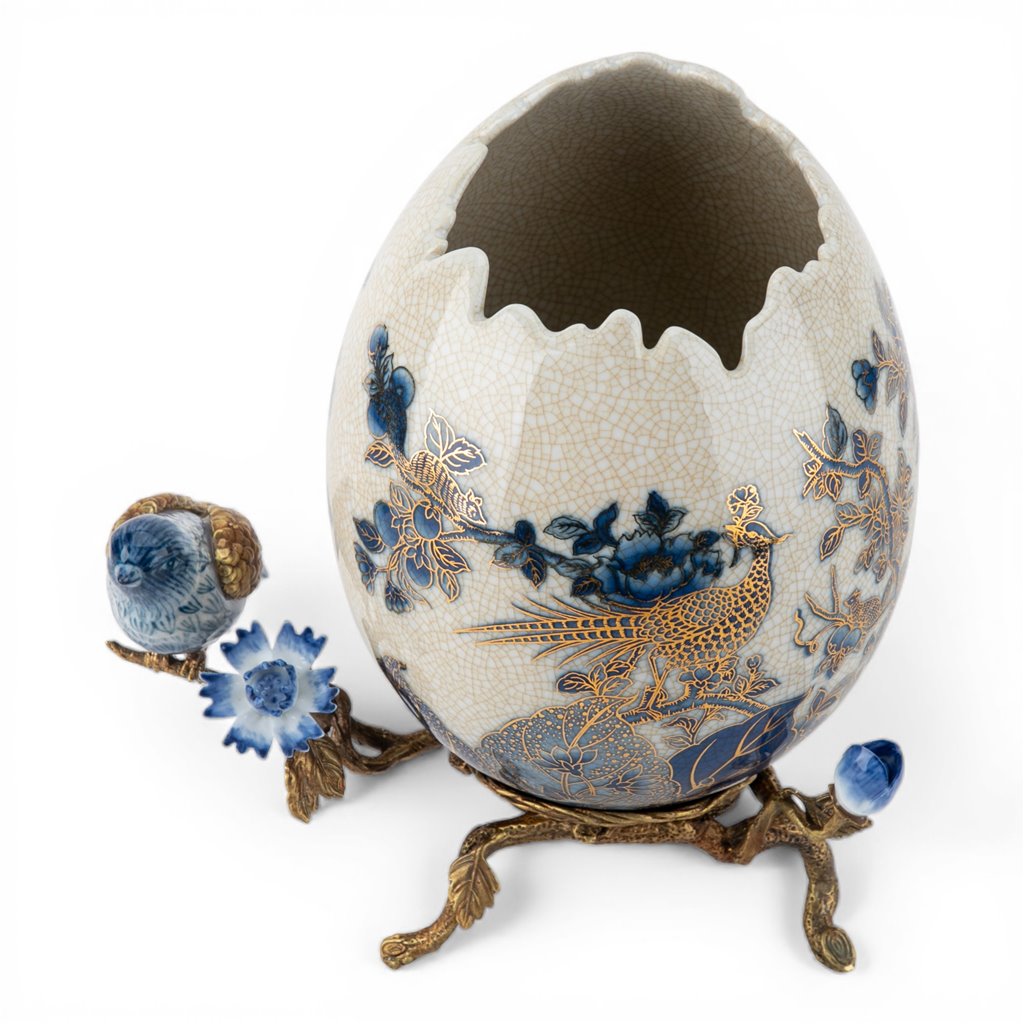 Porcelain Egg-Shaped Cachepot With Bronze Ormolu - Golden Pheasant