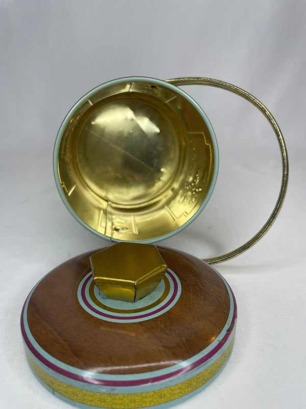 Charming Collectible Murray Allen Confections Tin Made in England