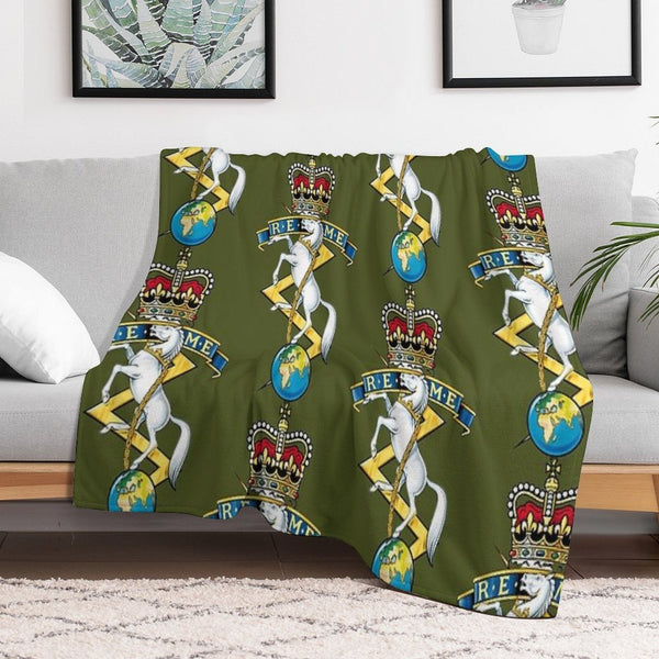 REME Royal Electrical And Mechanical Engineers Capbadge Velvety-soft Throw Blanket