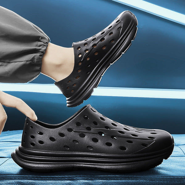 Hollow hole shoes for men one foot sandals fashionable and casual soft soled toe wrapped beach shoes