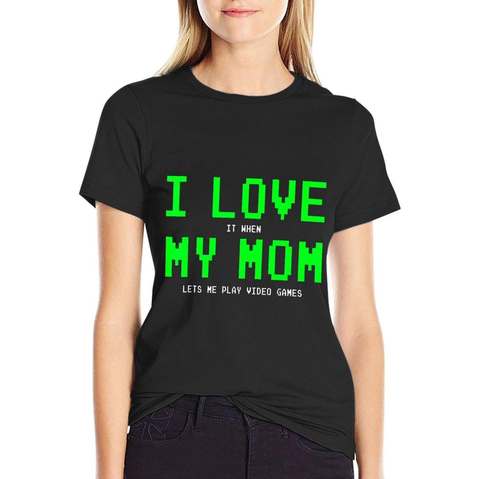 I Love My Mom - Gamer Gifts Gamingn Boys Video Game T-Shirt