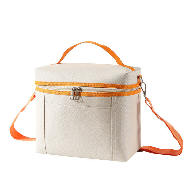 Women's lunch bag. Light, insulated, leak - proof, waterproof. Adjustable strap, reusable, for work, picnic, travel.
