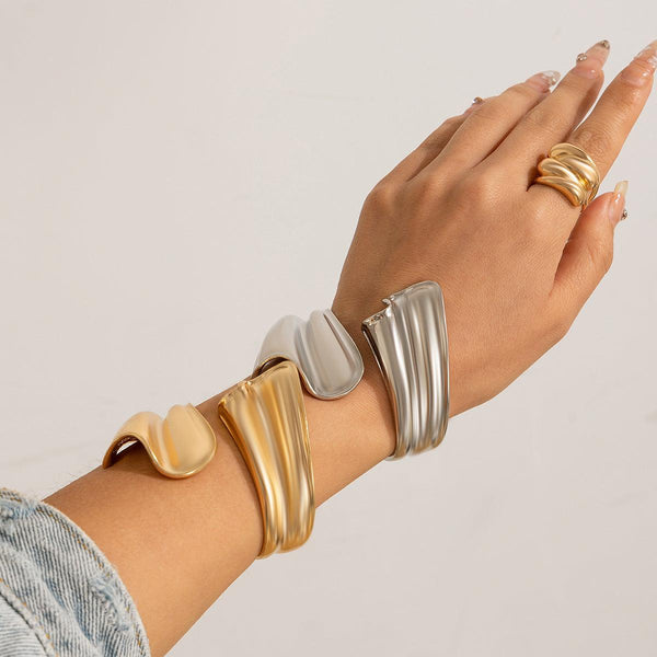 Punk style exaggerated irregular folds personalized winding fish tail bracelet Bracelet
