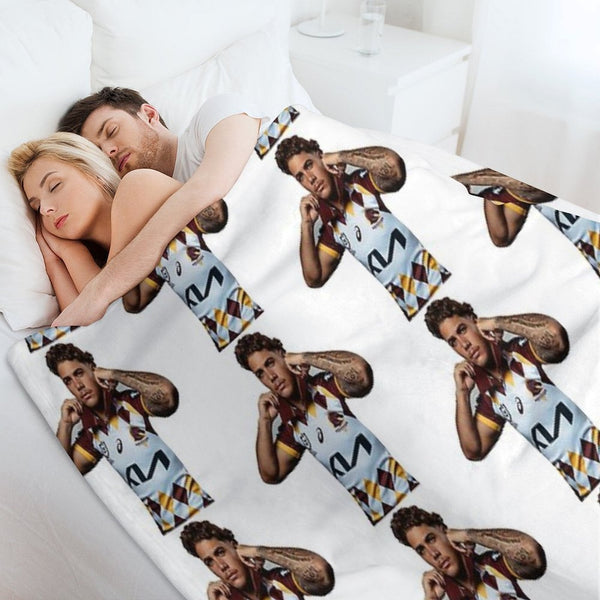 Reece Walsh Broncos Hot Photo Jersey Lightweight Throw Blanket