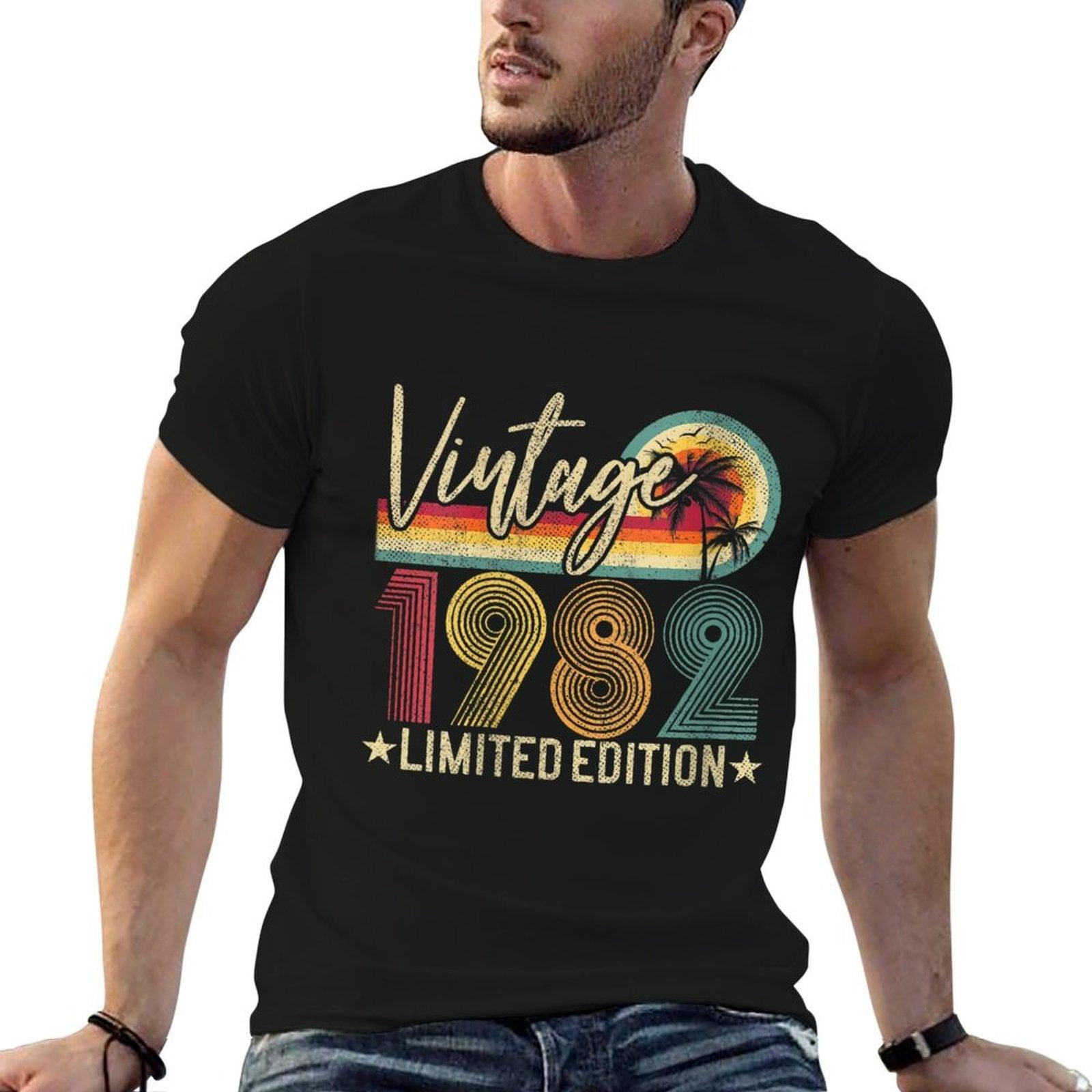 Womens Limited Edition 1982 40th Birthday Gift 40 Years Old Vintage  Odor-resistant T-Shirt