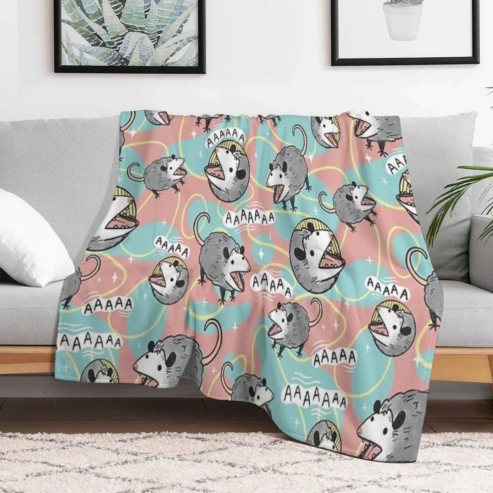 Opossum Screm Throw Blanket