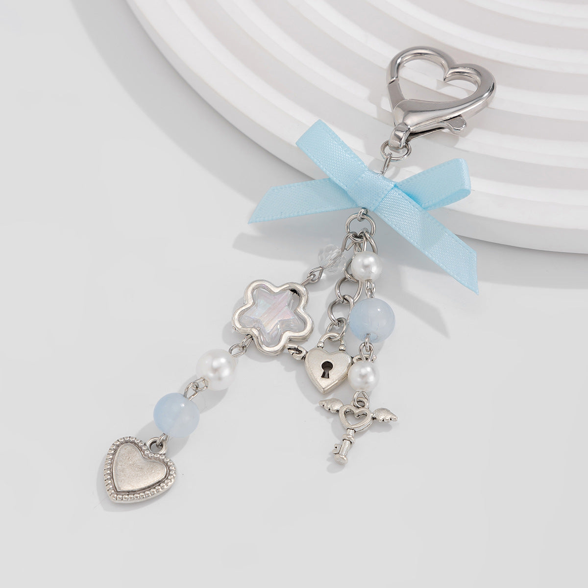 Little Fresh Love Bow Ribbon Keychain Sweet Wind Imitation Pearl Alloy Pendant