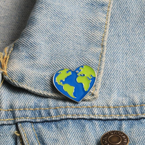 Earth Heart Enamel Pins Protect the Earth Ecology Metal Badge Love Green Earth Brooches Unisex Fashion Jewelry accessories