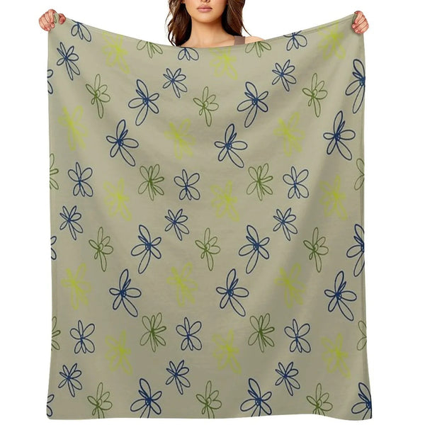 Daisy Whispers - Minimalist Leaf Pattern Throw Blanket