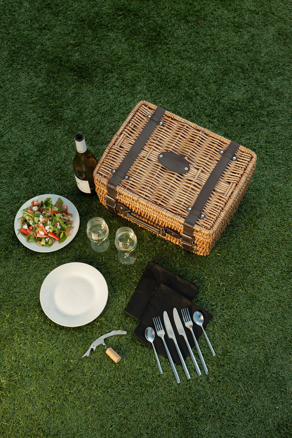 Champion Picnic Basket for 2 Picnic Time Family of Brands
