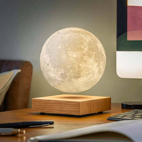 Levitating Moon Lamp – 3D Printed Wireless Table Lamp With Silent Rotation