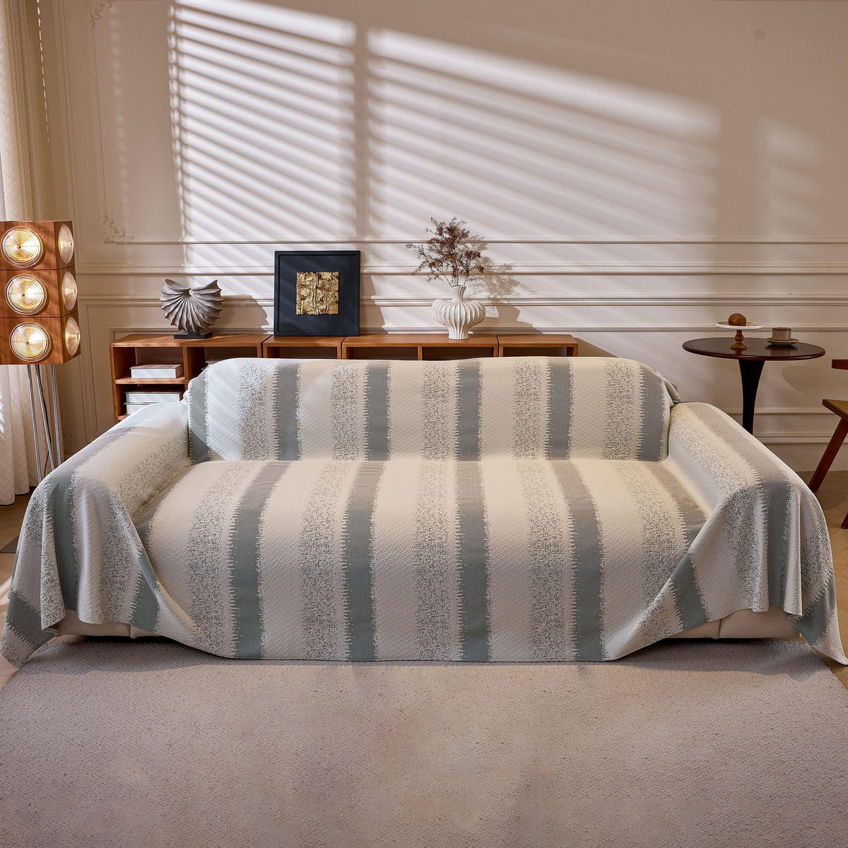 Modern Striped Sofa Throw Blanket, Lightweight Couch Cover for Summer Seating
