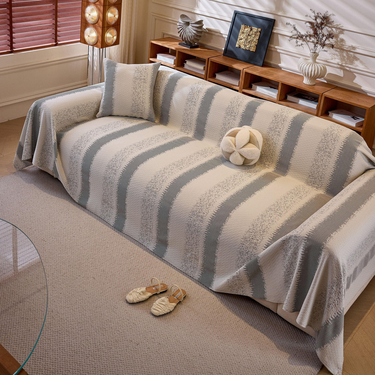 Modern Striped Sofa Throw Blanket, Lightweight Couch Cover for Summer Seating