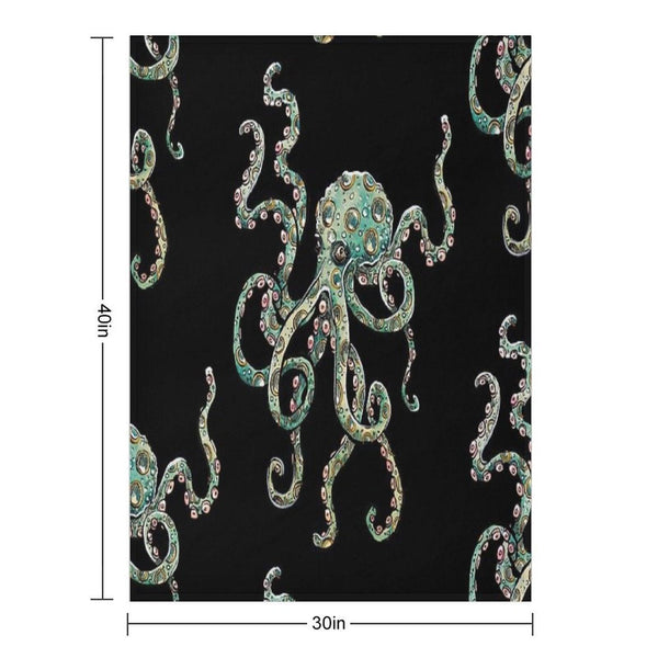 Green Octopus! Throw Blanket