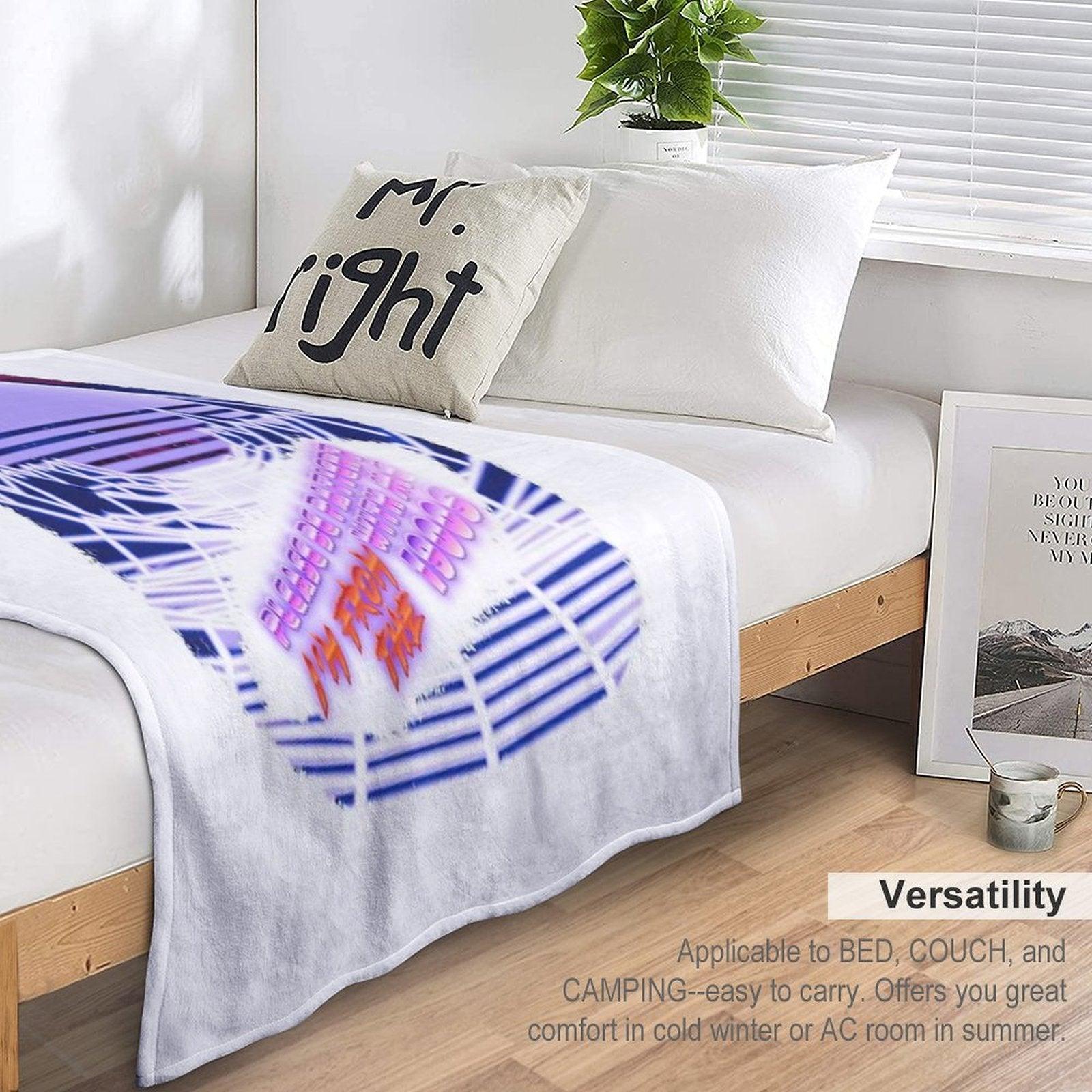 Born in The 1900s (Vapor Wave) Throw Blanket
